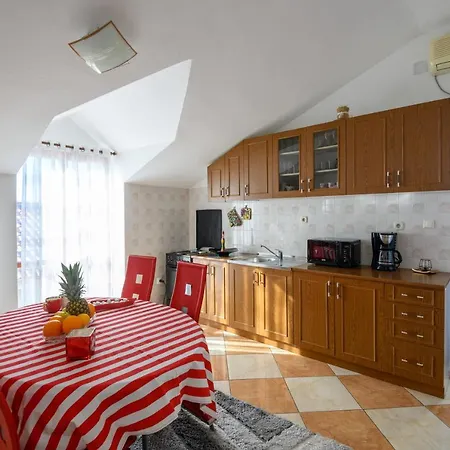 Apartament Taira