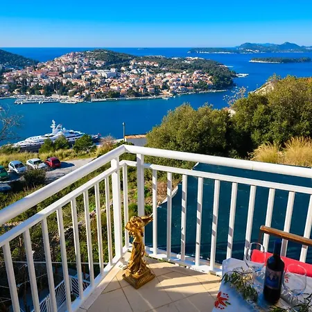 Taira Dubrovnik